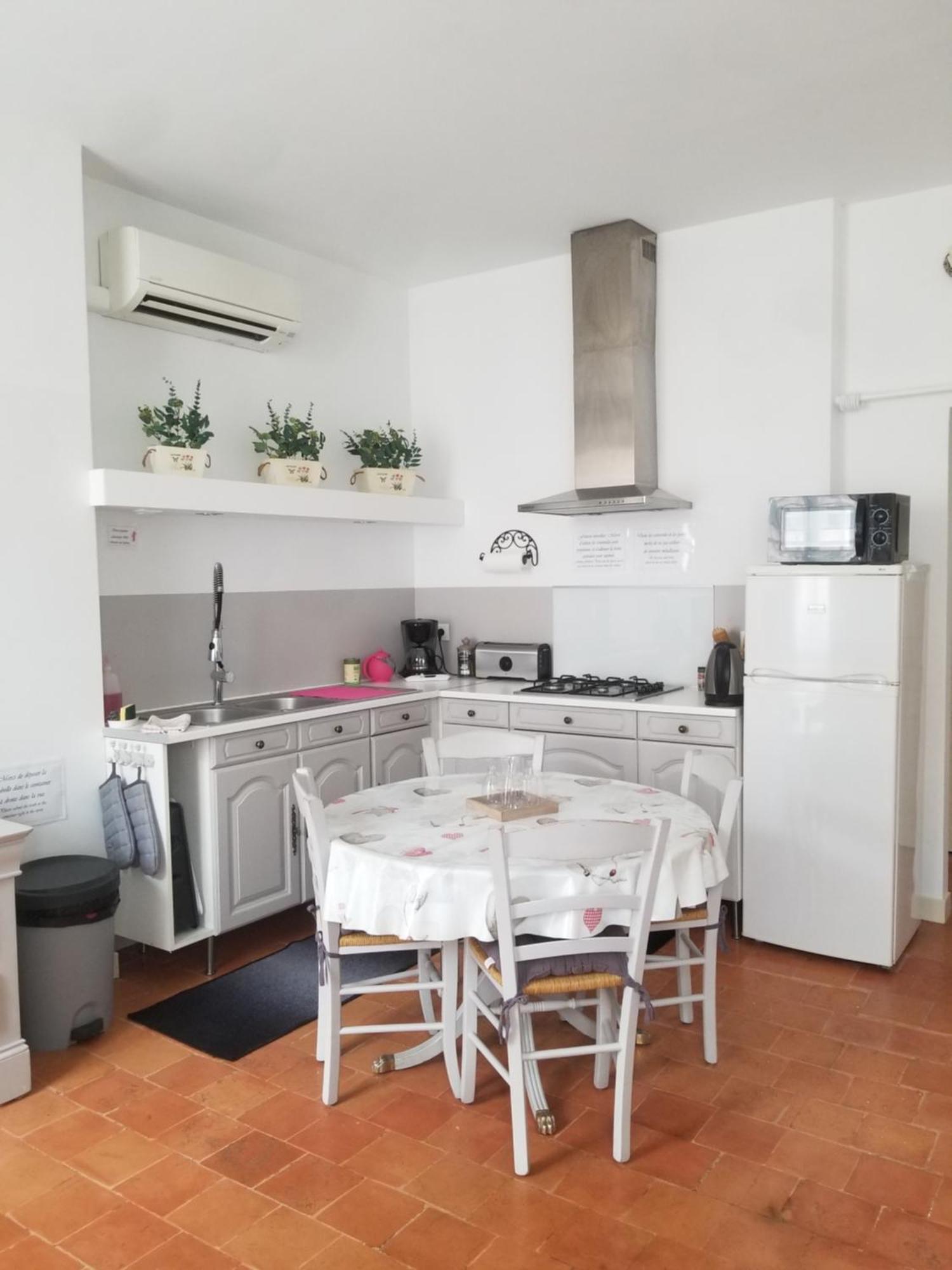 Appartement Joli T2 de 40m² à louer à Le Muy  Extérieur photo